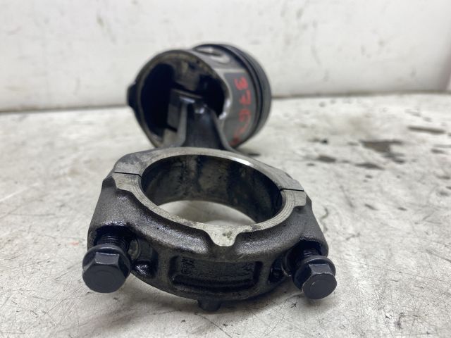 bontott RENAULT SCÉNIC I Dugattyú és Hajtókar