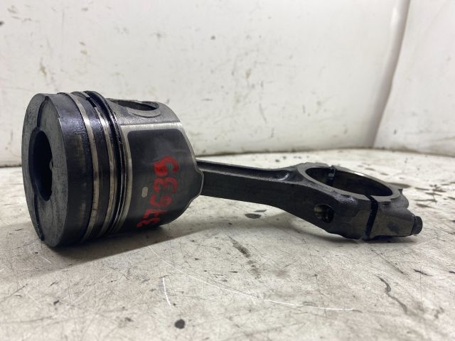 bontott RENAULT SCÉNIC I Dugattyú és Hajtókar