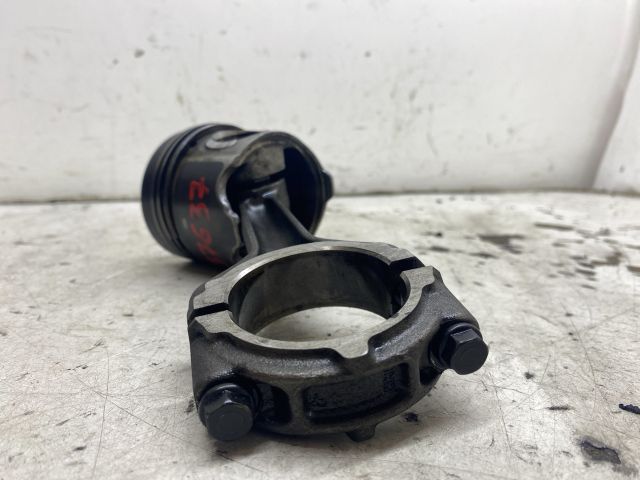 bontott RENAULT SCÉNIC I Dugattyú és Hajtókar