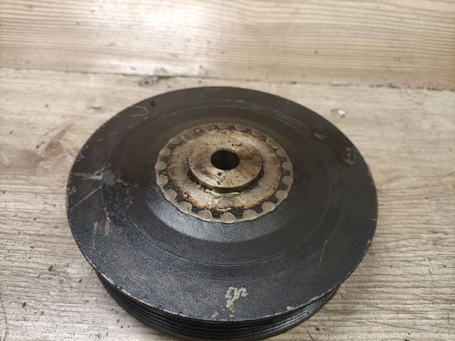 bontott RENAULT SCÉNIC I Főtengely Szíjtárcsa