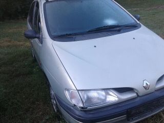 bontott RENAULT SCÉNIC I Generátor