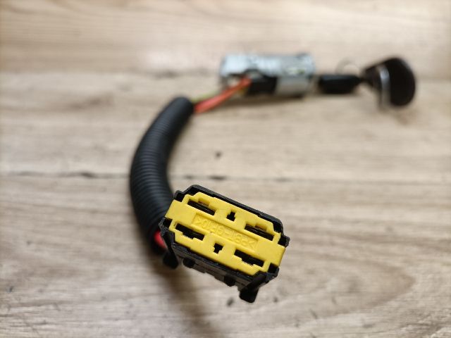 bontott RENAULT SCÉNIC I Gyújtáskapcsoló