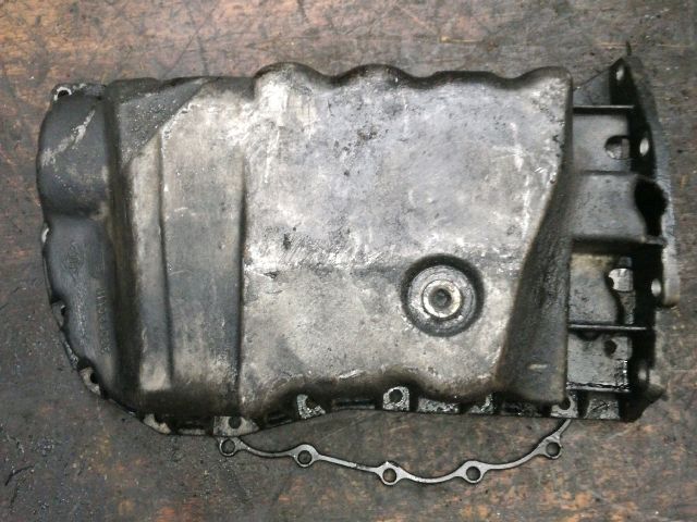 bontott RENAULT SCÉNIC I Olajteknő