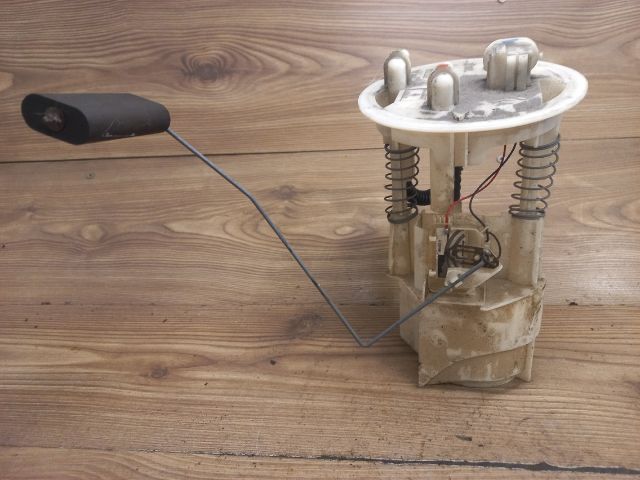 bontott RENAULT SCÉNIC I Üzemanyag Szivattyú