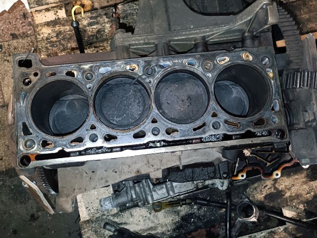 bontott RENAULT SCÉNIC I Főtengely Szíjtárcsa