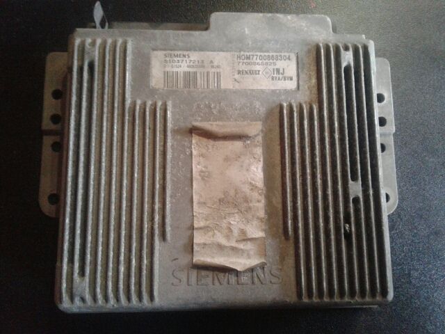 bontott RENAULT SCÉNIC I Motorvezérlő