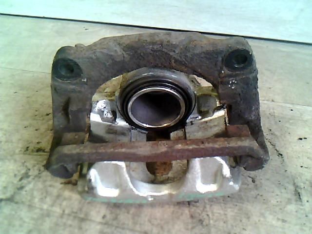 bontott RENAULT SCÉNIC I Bal első Féknyereg Munkahengerrel