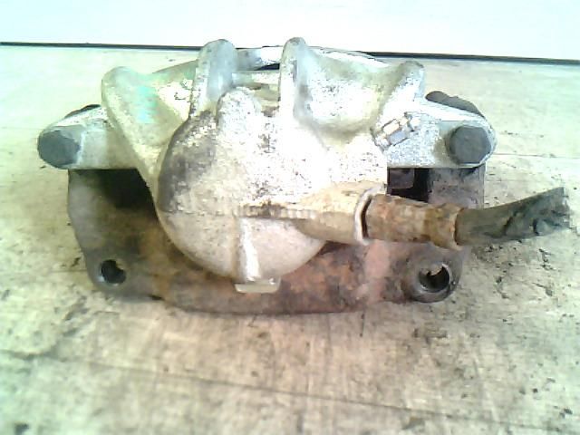 bontott RENAULT SCÉNIC I Jobb első Féknyereg Munkahengerrel