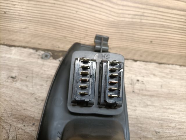 bontott RENAULT SCÉNIC I Ablakemelő Kapcsoló Négyes / Kettes