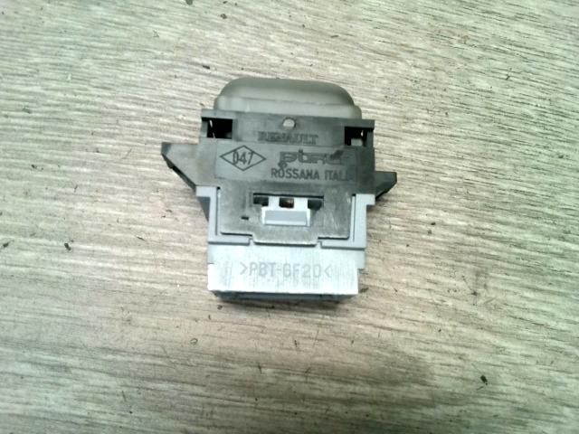 bontott RENAULT SCÉNIC I Ablakemelő Kapcsoló (Pozíciófüggetlen)