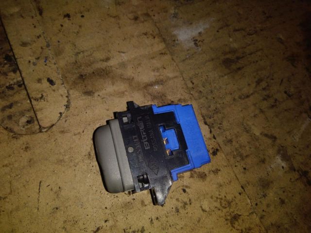 bontott RENAULT SCÉNIC I Ablakemelő Kapcsoló (Pozíciófüggetlen)