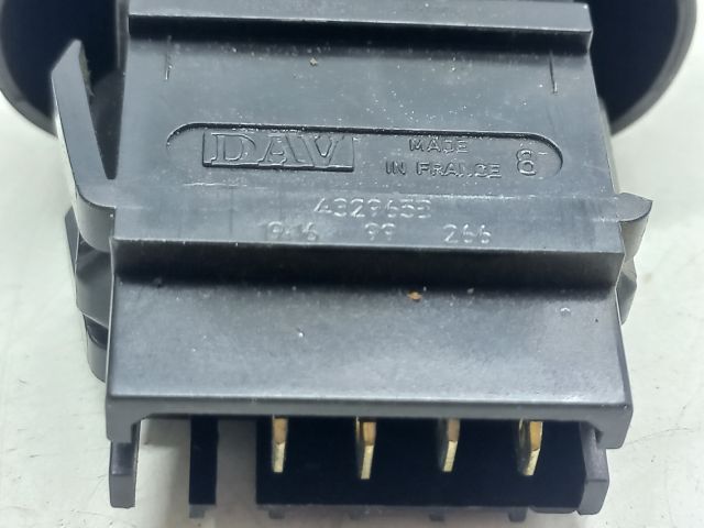 bontott RENAULT SCÉNIC I Ablakfűtés Kapcsoló