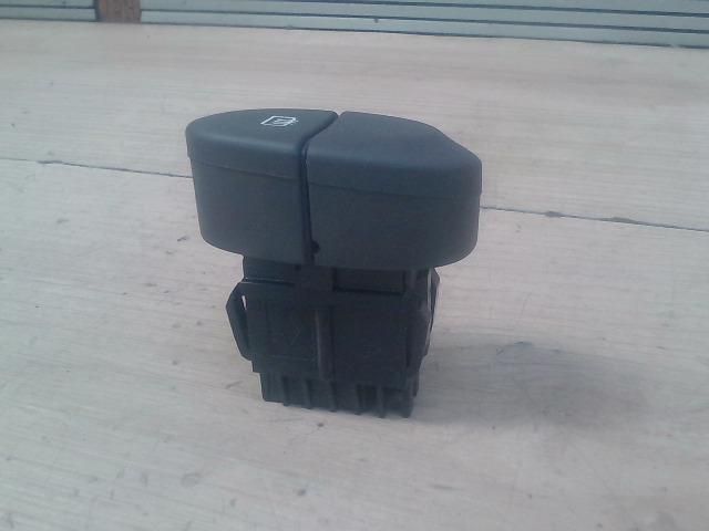 bontott RENAULT SCÉNIC I Ablakfűtés Kapcsoló