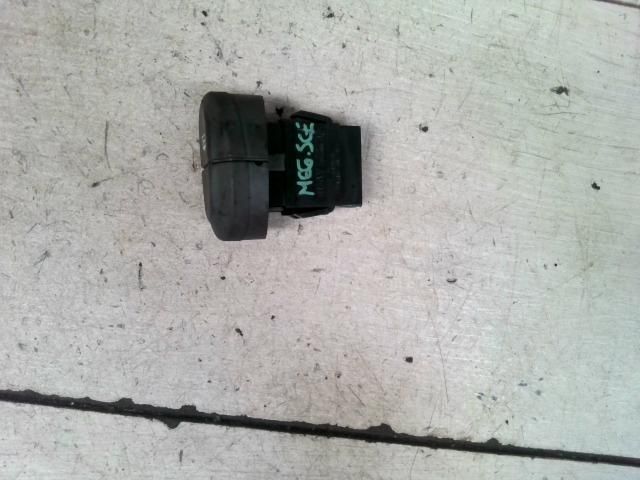 bontott RENAULT SCÉNIC I Ablakfűtés Kapcsoló