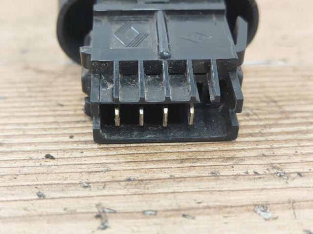 bontott RENAULT SCÉNIC I Ablakfűtés Kapcsoló