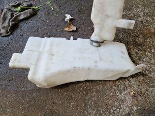 bontott RENAULT SCÉNIC I Ablakmosó Tartály