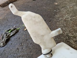 bontott RENAULT SCÉNIC I Ablakmosó Tartály