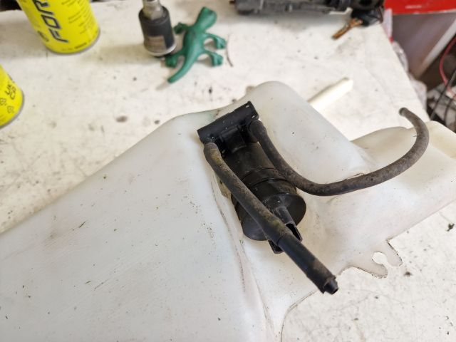 bontott RENAULT SCÉNIC I Ablakmosó Tartály