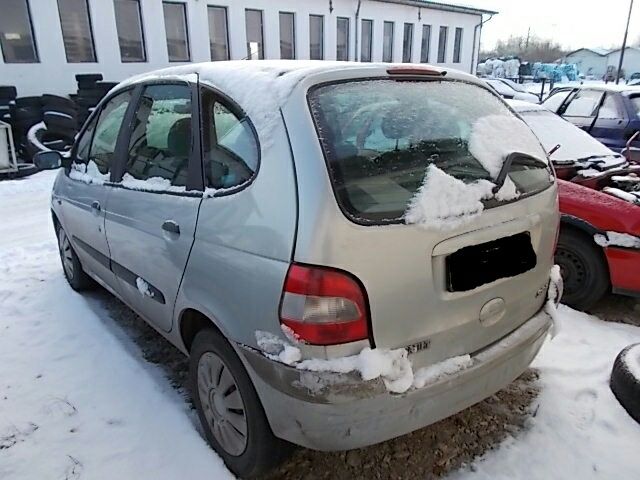 bontott RENAULT SCÉNIC I Bal B Oszlop