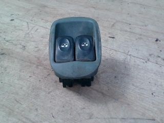 bontott RENAULT SCÉNIC I Bal első Ablakemelő Kapcsoló