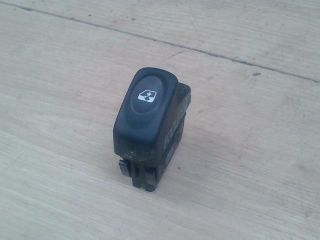 bontott RENAULT SCÉNIC I Bal első Ablakemelő Kapcsoló