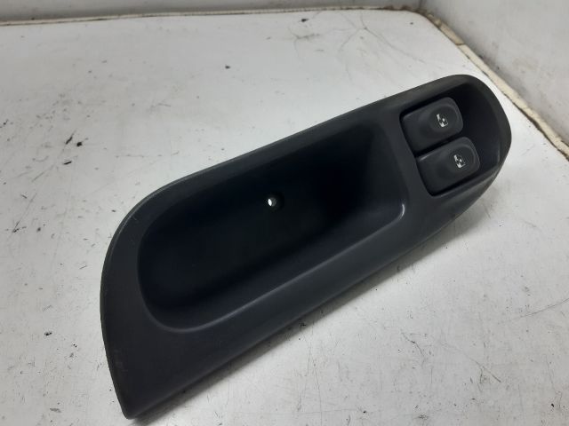 bontott RENAULT SCÉNIC I Bal első Ablakemelő Kapcsoló