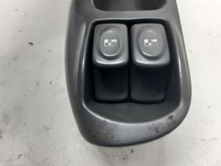 bontott RENAULT SCÉNIC I Bal első Ablakemelő Kapcsoló