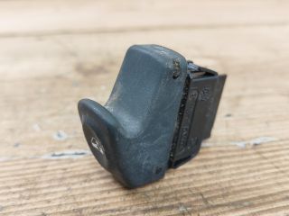 bontott RENAULT SCÉNIC I Bal első Ablakemelő Kapcsoló