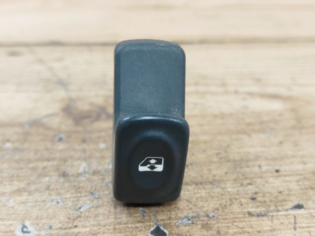 bontott RENAULT SCÉNIC I Bal első Ablakemelő Kapcsoló