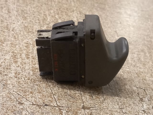 bontott RENAULT SCÉNIC I Bal első Ablakemelő Kapcsoló