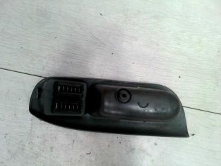 bontott RENAULT SCÉNIC I Bal első Ablakemelő Kapcsoló