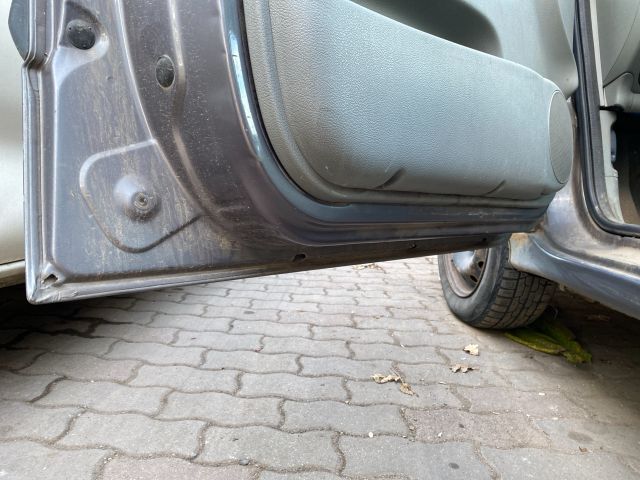 bontott RENAULT SCÉNIC I Bal első Ajtó (Üres lemez)