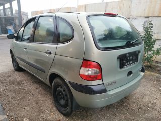 bontott RENAULT SCÉNIC I Bal első Ajtó (Üres lemez)