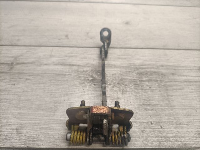 bontott RENAULT SCÉNIC I Bal első Ajtóhatároló