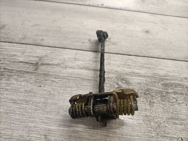 bontott RENAULT SCÉNIC I Bal első Ajtóhatároló