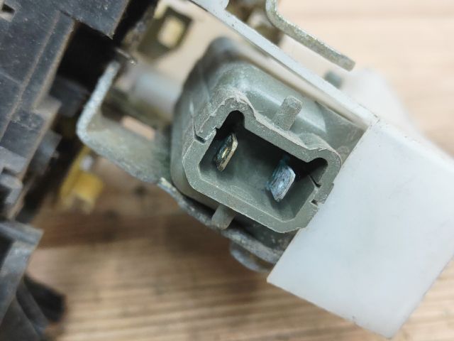 bontott RENAULT SCÉNIC I Bal első Ajtózár