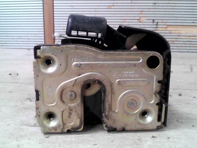 bontott RENAULT SCÉNIC I Bal első Ajtózár