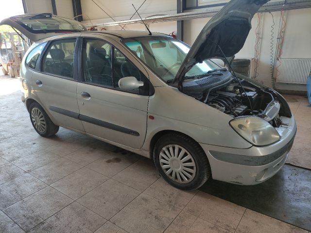 bontott RENAULT SCÉNIC I Bal első Belső Küszöb Burkolat