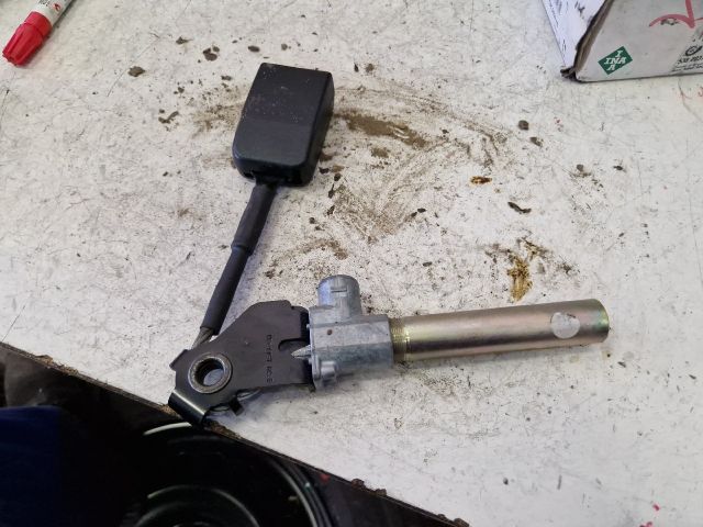 bontott RENAULT SCÉNIC I Bal első Biztonsági Öv Csat