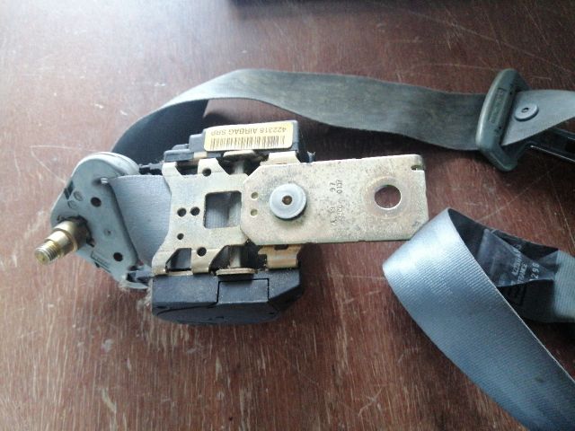 bontott RENAULT SCÉNIC I Bal első Biztonsági Öv