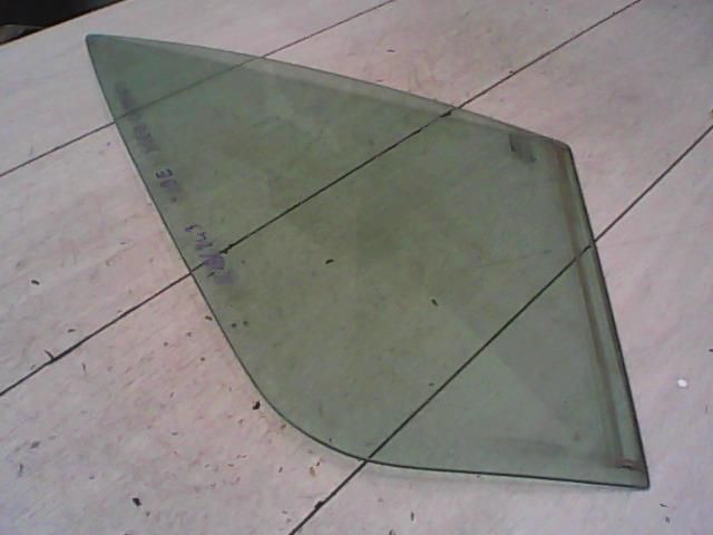 bontott RENAULT SCÉNIC I Bal első Fixüveg (Ajtóban)