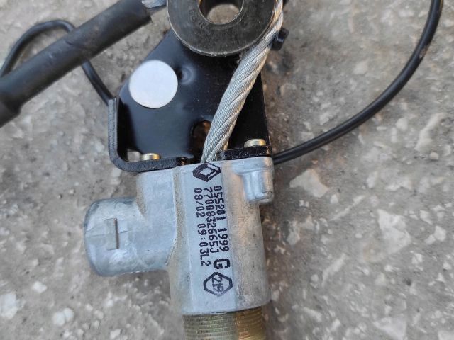 bontott RENAULT SCÉNIC I Bal első Övfeszítő