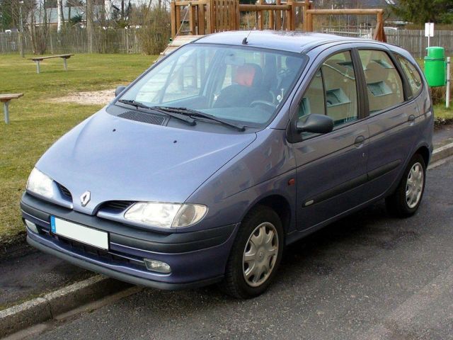 bontott RENAULT SCÉNIC I Bal első Sárvédő