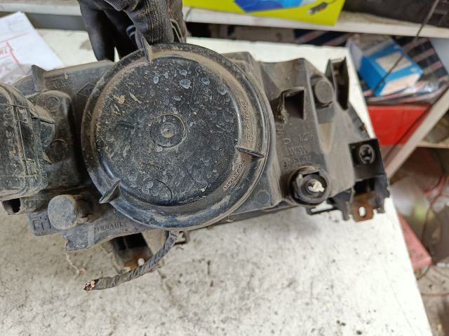 bontott RENAULT SCÉNIC I Bal Fényszóró