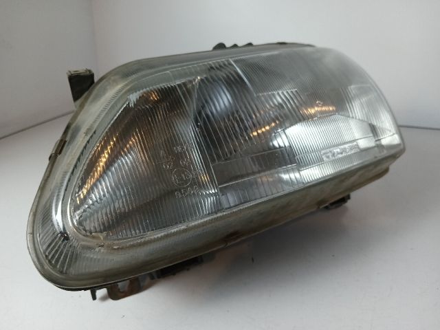 bontott RENAULT SCÉNIC I Bal Fényszóró