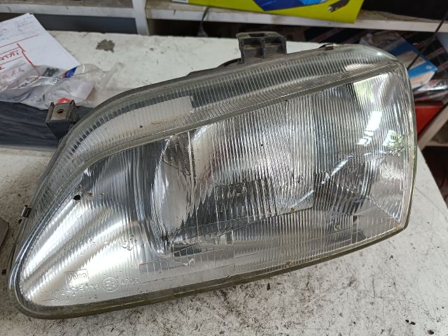 bontott RENAULT SCÉNIC I Bal Fényszóró