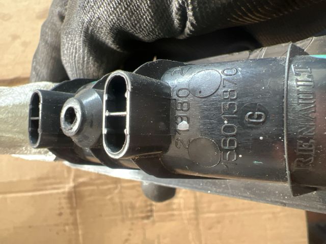 bontott RENAULT SCÉNIC I Bal hátsó Ablakemelő Kapcsoló