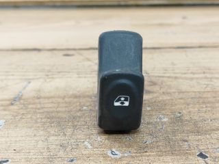 bontott RENAULT SCÉNIC I Bal hátsó Ablakemelő Kapcsoló