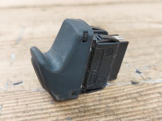 bontott RENAULT SCÉNIC I Bal hátsó Ablakemelő Kapcsoló