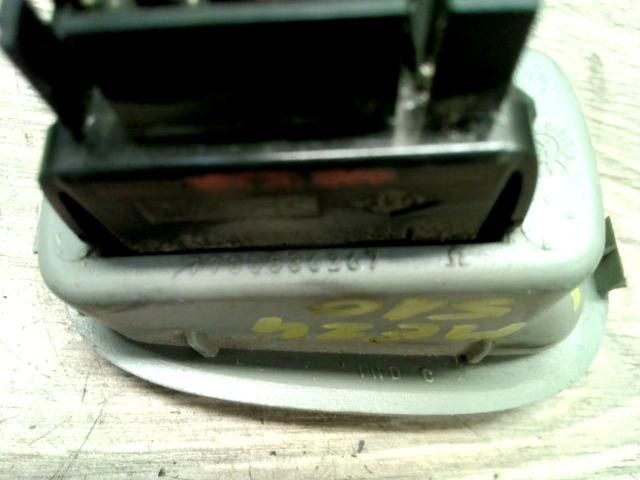 bontott RENAULT SCÉNIC I Bal hátsó Ablakemelő Kapcsoló